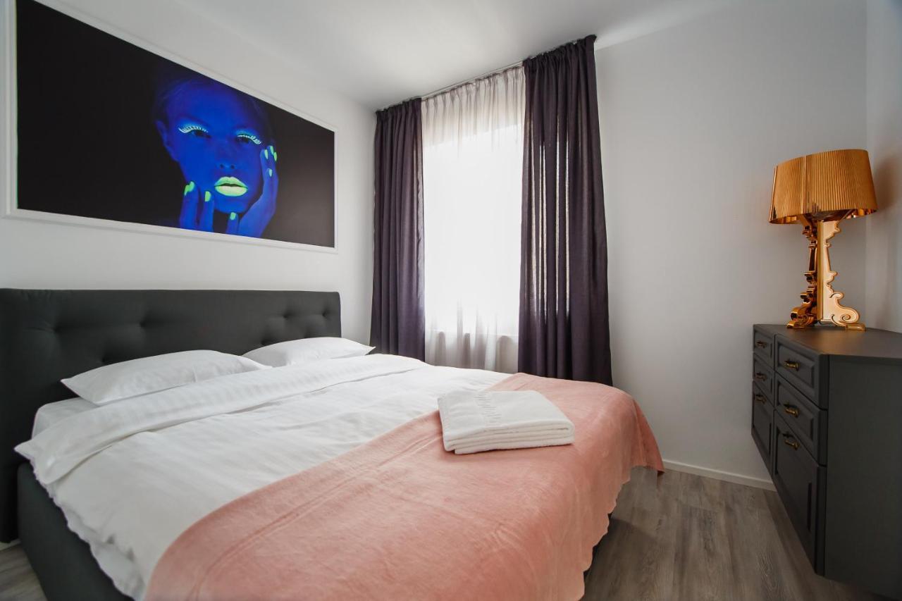 No. 11 - The Penthouse In City Center 오라데아 외부 사진