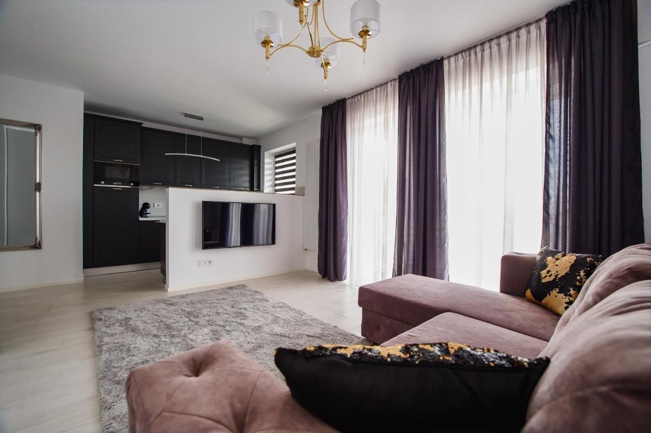 No. 11 - The Penthouse In City Center 오라데아 외부 사진